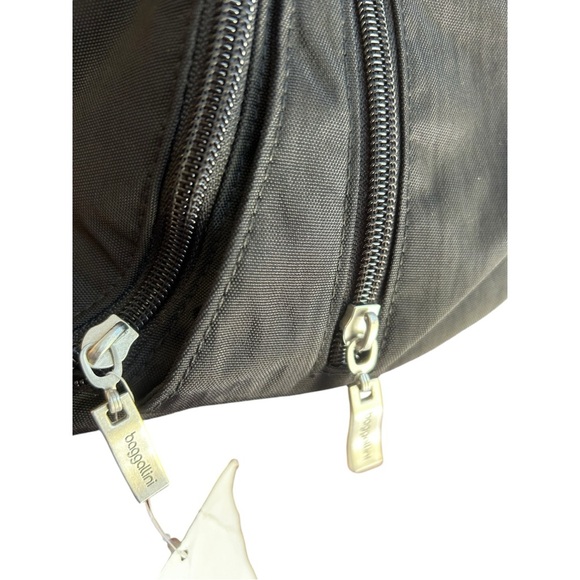 Baggallini black nylon fanny pack bag - Picture 6 of 8